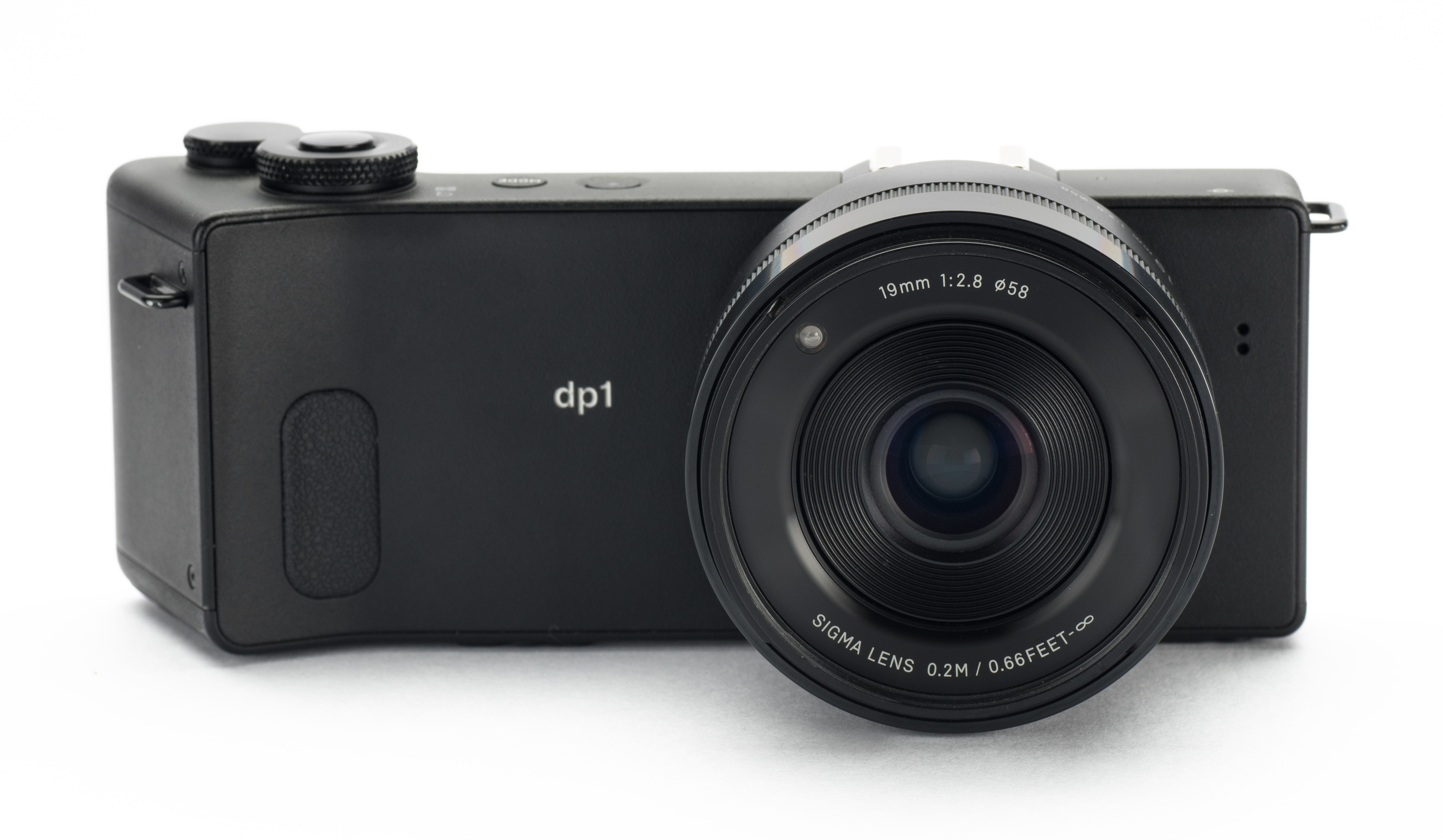 Sigma dp1 Quattro Review: a fixed-lens compact with a bold